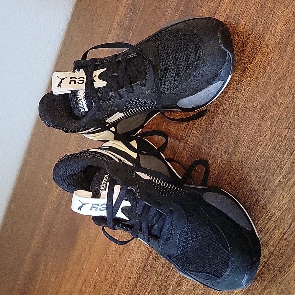 NWOT Puma RS-X Running Shoes